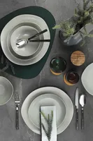 Kütahya Porselen Soho 24-dielna porcelánová súprava riadu Pearl Green (SOH24Y2720P03)