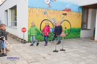 EDUPLAY 120568 Verkehrsschilder, mehrfarbig, 8-teilig (1 Set)