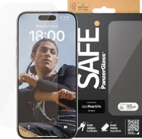 SAFE. by PanzerGlass™ Ultra Wide Fit Display-Schutzglas für Apple iPhone 15 Pro