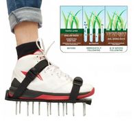 Rasenlüfter Schuhe mit Stahlnadeln & Riemen - Rasen lüften - Universalgröße, platzsparend - Nagelschuhe als Rasenbelüfter, Aerifizierer