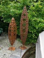 Edelrost Skulptur Blätterzapfen, 165 cm