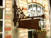 Ladenschild Aushängeschild Geschäfts- Aushang, Ausleger, Restaurant-Schild