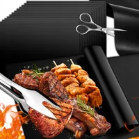Kuketo | Grillmatte Teflon - 12 Stück - wiederverwendbar - antihaftbeschichtet - für Grill und Ofen