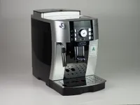 DeLonghi ECAM 21.116.SB Plne automatický kávovar Magnifica S 15bar Silver Kuželový mlynček