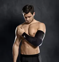 Derbystar KOMPRESSIONS-ELLENBOGENBANDAGE LANG - schwarz - XXL