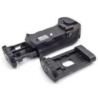 vhbw Batteriegriff kompatibel mit Nikon D300, D300s, D700 Kamera Spiegelreflexkamera DSLR, inkl. Wählrad