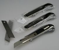 3x Alu Cuttermesser +10 Abbrechklingen 18mm Profi Teppichmesser Cutter