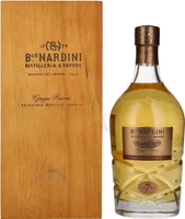 Nardini Grappa Riserva 7 ANNI in Holzkiste 45 %  0,70 lt.
