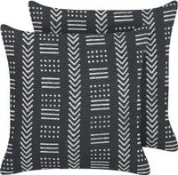 BELIANI 2 poduszki czarno-białe bawełniane 45 x 45 cm ręczny nadruk stemplowana geometryczny wzór boho poszewka