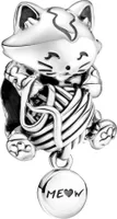 Pandora Kitten & Ball of Yarn Charm 799535C00 Přívěsek