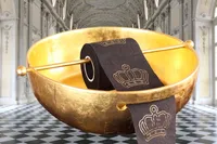 Noble schwarze deSIGNER Luxus-WC-Papier Rolle mit goldgeprägtem deSIGN KRONE
