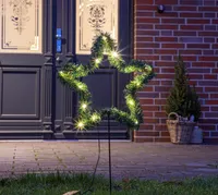 LED Stern mit Erdspieß - 35 cm - mit künstlicher Tanne