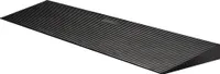 Rampa do drzwi Wiltec do 50 t, rampa dla wózków inwalidzkich wykonana z antypoślizgowej gumy 900 x 250 x 45 mm, rampa krawężnikowa może być skrócona dla wózka inwalidzkiego i rollatora, rampa do drzwi i łazienek
