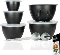 Thiru Salatschüssel 8 Teilig 0,6L/1,3L/2,5L/4,4L - mit Deckel, Seiher, Salatbesteck