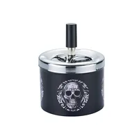 Drehaschenbecher in schwarz mit Totenkopf Design