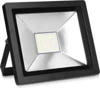 kwmobile LED Flutlicht Strahler 30W - LED-Strahler 2100 Lumen mit Stromkabel - Flutlichtstrahler Hof Treppe Garten Garage Wand - Fluter Scheinwerfer