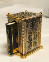 islamische Religiöse Deko mit Koran und Motiven von KABA; MESCID NEBEVI; KUBBETUS-SHARA