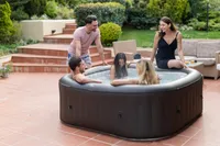 GARDWELL Whirlpool aufblasbar Outdoor Blackdot 6 Personen 185 x 185 x 68 cm mit Massagedüsen und Filter - Aufblasfunktion per Knopfdruck - Pool eckig in schwarz
