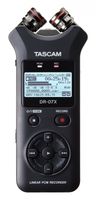Tascam DR07X Digital Handheld Recorder und USB Audio Interface