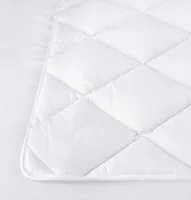 Bettdecke 200x220 cm Steppbettdecke und 2 mal kopfkissen 80x80 cm. 3 teilig set, allergikergeeinet, 100% Microfaser 4 Jahreszeiten,