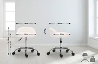 Taboret roboczy CLP Teramo z imitacji skóry, obrotowy, z chromowaną ramą, biały