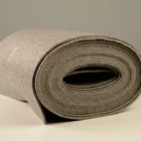 Nadelfilz aus 100 % Schafschurwolle 500g/m², 1,00 m breit 5,00 m lang, ca.  5 mm dick, 5 m² –
