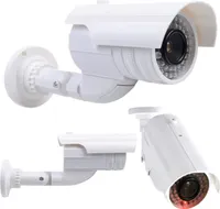 Überwachungskamera-Attrappe Dummy-Kamera, Überwachungskamera Attrappe mit blinkendem LED, in wettergeschütztem Gehäuse, Fake-CCTV-Sicherheitskamera schwenkbar für In- und Outdoor