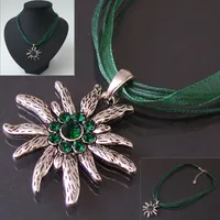 Halskette Kette Tracht Dirndl Edelweiss Organzaband smaragdgrün K1477