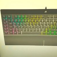 Corsair K55 RGB PRO XT Wired Membrane Gaming Tastatur RGB Hintergrundbeleuchtung (79,99)