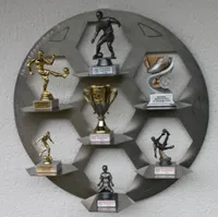 Pokalhalter Fussball