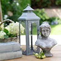 Laterne BRIENNE grau aus Metall mit Verzierungen Landhausstil shabby chic