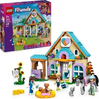 LEGO Friends Tierarztpraxis für Pferde und Haustiere, Bau- und Spielset für fantasievolle Rollenspiele mit 3 Minifiguren und 5 Tierfiguren, Geschenkidee für Mädchen ab 7 Jahren 42651