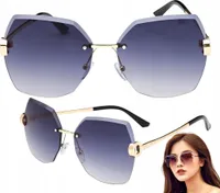 Sonnenbrille - Sommer-Styling - UV-Schutz - Getönt - Modisch - Große Gläser