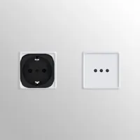 kwmobile 2x Reiseadapter Italien Typ-L - Reise Adapter Reisestecker Schuko EU zu Typ L Steckdose in z. B. Italien - Stromadapter Urlaub Schwarz