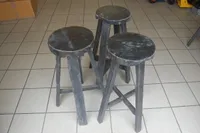 Rustikaler Teakholz Teak Holz massiv Barhocker Hocker rund Semar schwarz 75 cm
