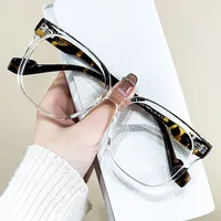 PACIEA Lesebrille Anti Blaulicht Klassisch Quadratisch Vollrandrahmen Federscharnier Anti-Müdigkeit Transparent/Havana +100