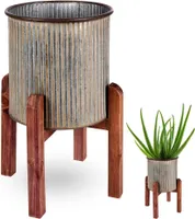 Vilde Übertopf Blumentopf Pflanzentopf Pflanzenübertopf Blumenvase Vase Blumen mit Ständer aus Stahl 27x39 cm
