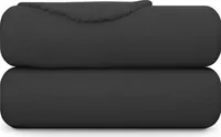 Fleecedecke 130x170cm ( Schwarz ) Wohndecke, Kuscheldecke - warme  Decke, kuschelig und atmungsaktiv mit Kettelrand - Autodecke