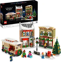 LEGO 10308 Icons Weihnachtlich geschmückte Hauptstraße, Winterdorf Modellbausatz mit Straßenbahn, Geschäften, Zubehör und  Weihnachtsdekoration