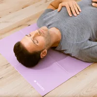 Navaris Klappbare Yoga Matte Fitnessmatte - 4mm Sportmatte Fitness Pilates Sport Gymnastikmatte rutschfest - Reise Yogamatte faltbar