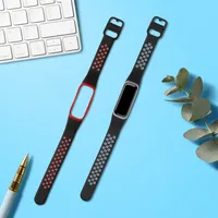 kwmobile 2x Sportarmband kompatibel mit Samsung Galaxy Fit 2 Armband - Fitnesstracker Band Set aus TPU Silikon