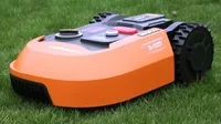 WORX 20V Akku-Mähroboter Landroid M500 Plus 18cm/500 m² mit App, IPX4 WR165E, inkl. Installationsmaterial + GRATIS Zugabeartikel Garage WA0810