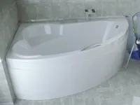 BADLAND Eckbadewanne Badewanne Ada LINKS 140x90 mit Ablaufgarnitur und Füßen GRATIS ohne Verkleidung