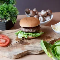 Navaris 2in1 Burger Patty Presse - Burgerpresse für 2 Patty Varianten - Hamburger Patty Maker zum Hackfleisch pressen für Grill oder Pfanne