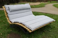 Waldsofa Premium mit Auflage und Kissen, Lärche, Wellenliege, Sonnenliege