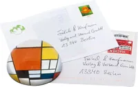 Mondrian Briefbeschwerer aus gewölbtem Glas mit großem roten Flugzeug
