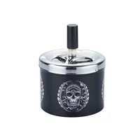 Drehaschenbecher in schwarz mit Totenkopf Design
