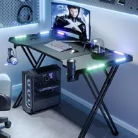 Stół do gier LZQ z nogami w kształcie litery X, oświetleniem LED, funkcją RGB, powierzchnią z włókna węglowego, pilotem, uchwytem na kubek i słuchawkę, 160 cm, czarny