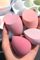 MNZ-4-teiliger Make-up-Schwamm in transparenter Box