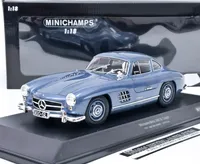 Mercedes-Benz 300 SL W198 (1955) svetlomodrá metalíza MINICHAMPS 1:18